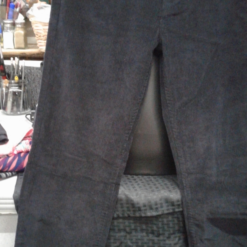 Jean - Picture 2 of 4